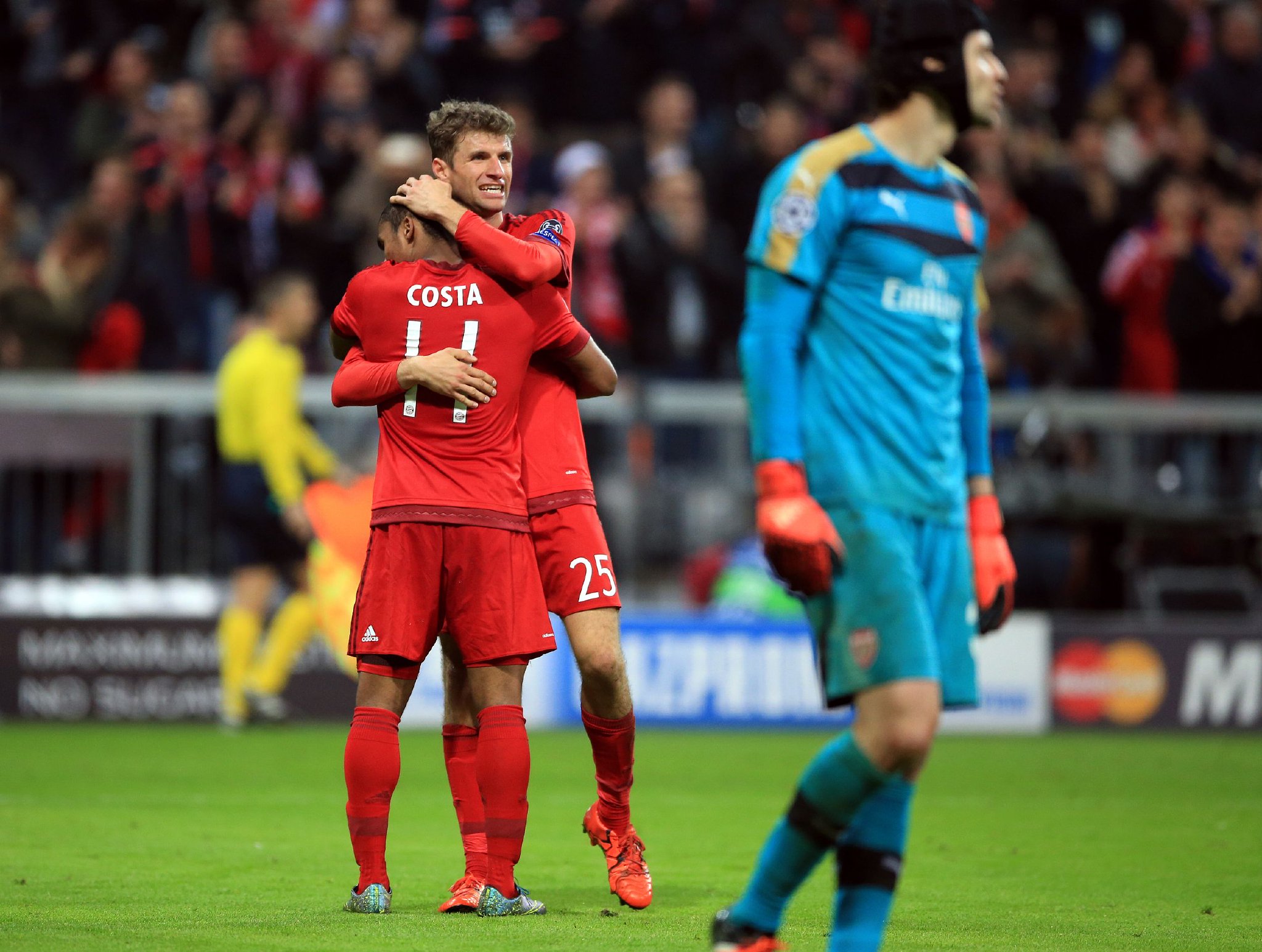 开云体育app-Ming回归赛场，突破纪录首场状态亮眼，阿森纳观众沸腾！