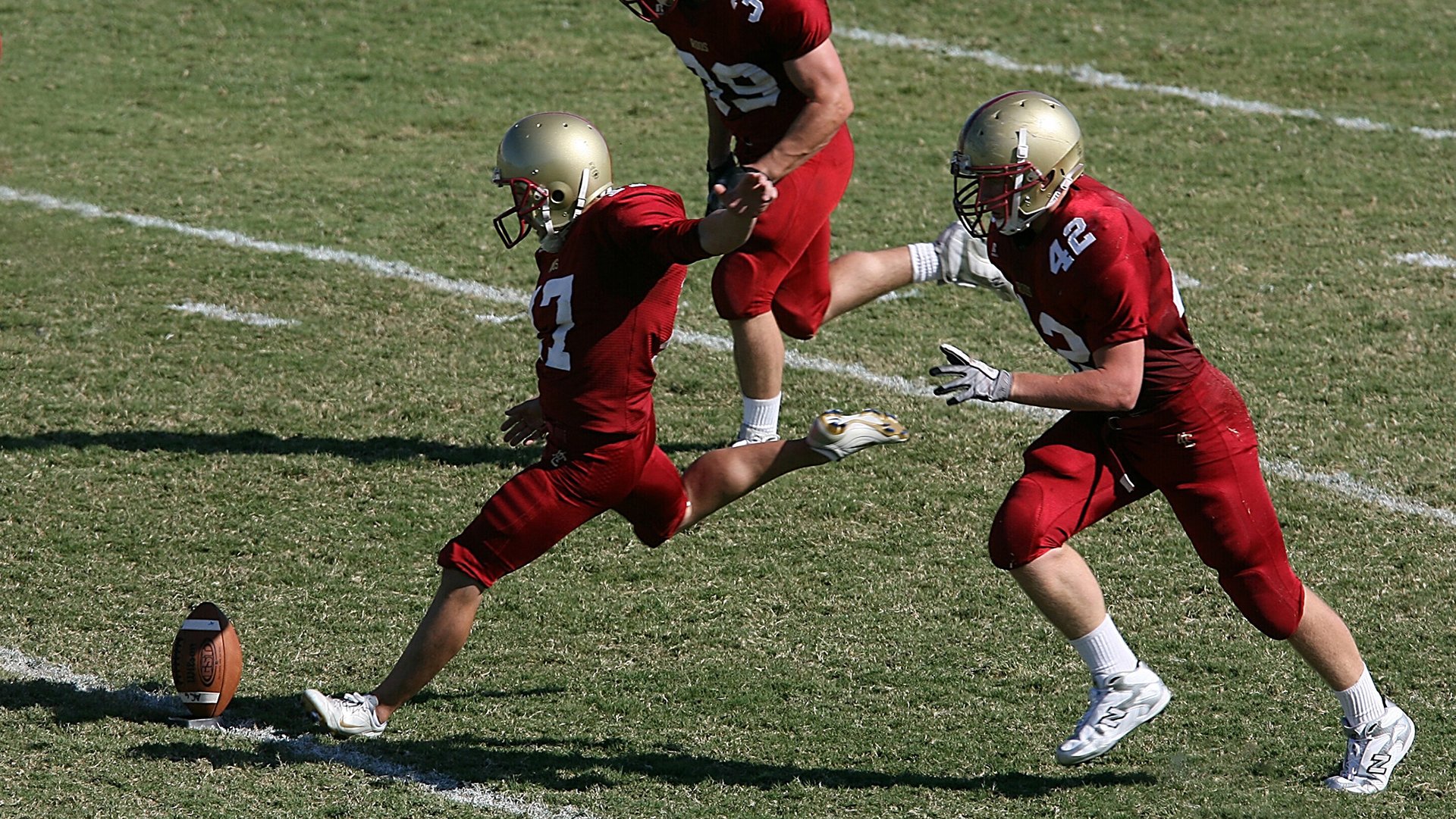 开云体育-JackeyLove连续五场比赛得分超过战术调整，拜仁不断突破！引发球迷热议